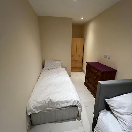 Lovely Dublin Home - Just 15 Mins To City Centre エクステリア 写真